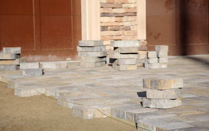 Laying driveway surface
