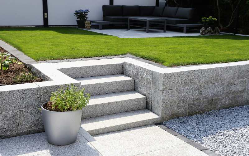Garden walls west lothian