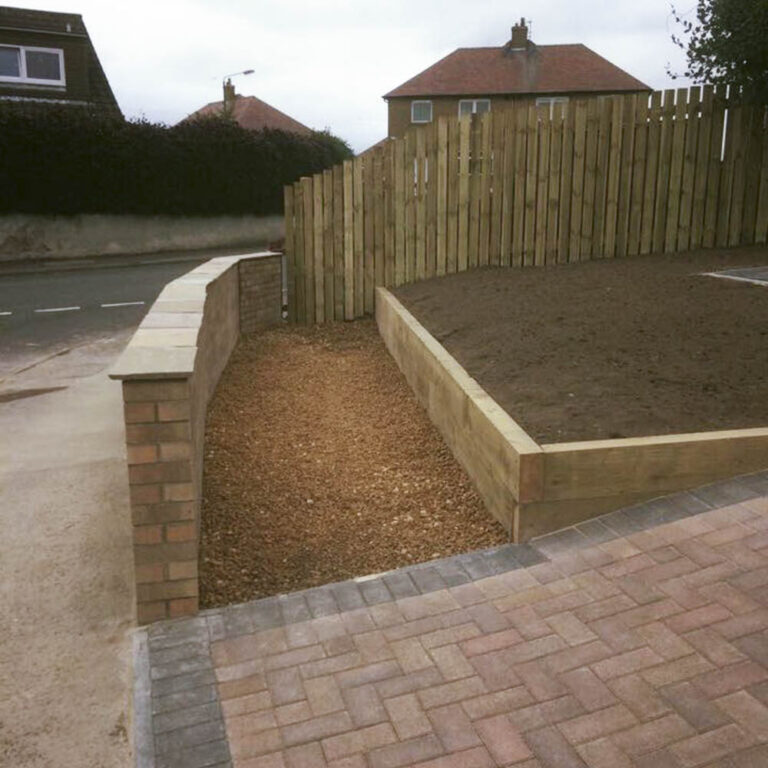 garden wall ideas west lothian