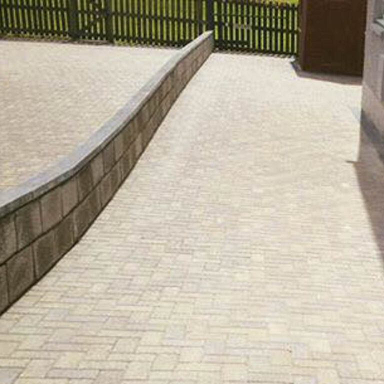 garden wall ideas west lothian