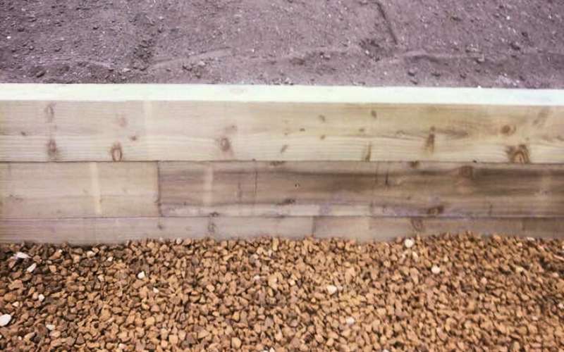 timber garden wall installer west lothian