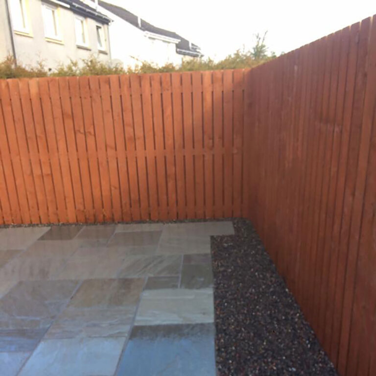 garden fence installer Scotland