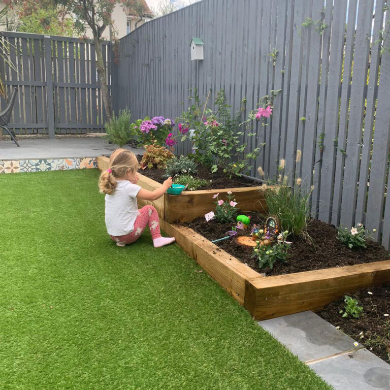 garden fence installer Scotland