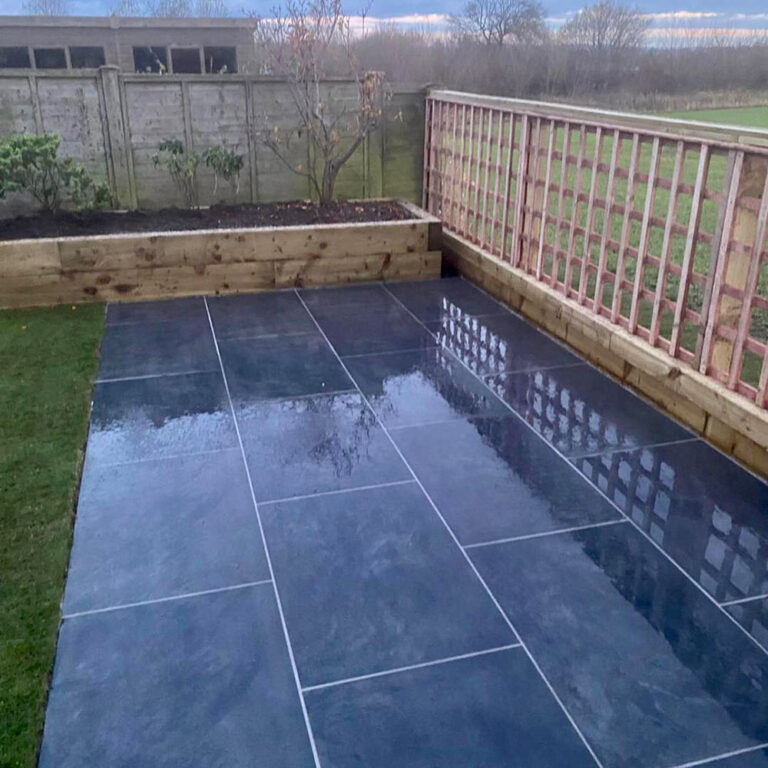 garden fence installer Scotland
