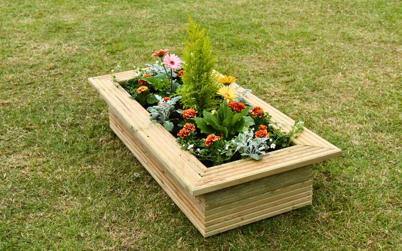wooden planters west lothian